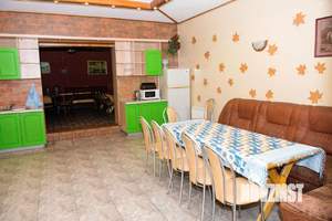 Дом 350м², 3-этажный, посуточно,