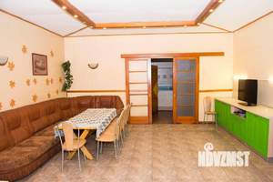 Дом 350м², 3-этажный, посуточно,