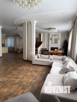 Коттедж 281м², 2-этажный, на длительный срок,