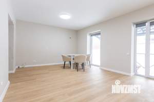 Дом 190м², 2-этажный, на длительный срок,