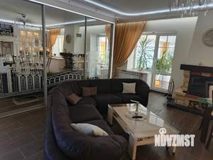 Таунхаус 200м², 2-этажный, участок 4 сот.