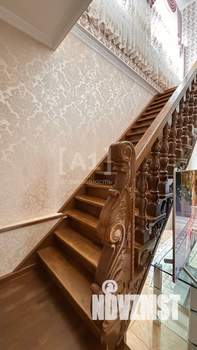 Дом 465м², 3-этажный, участок 7 сот.