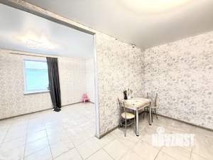 Дом 114м², 2-этажный, участок 3 сот.