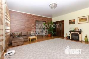 Коттедж 238м², 3-этажный, участок 6 сот.