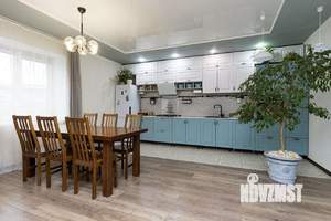 Дом 166м², 2-этажный, участок 11 сот.