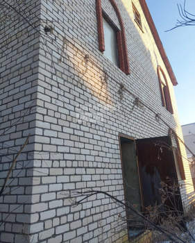 Дом 300м², 3-этажный, участок 8 сот.