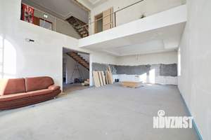 Дом 300м², 2-этажный, участок 10 сот.