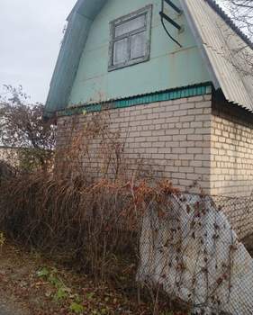 Дом 24м², 2-этажный, участок 4 сот.