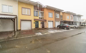 Дом 222м², 2-этажный, участок 1 сот.