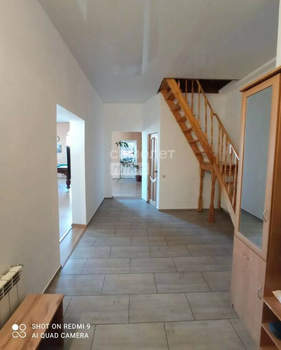 Дом 269м², 3-этажный, участок 4 сот.