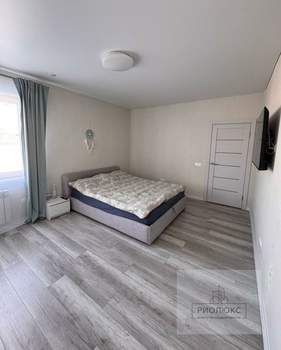 Дом 145м², 3-этажный, участок 2 сот.