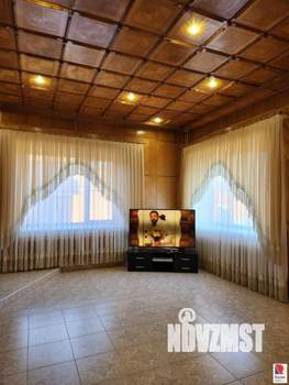 Дом 400м², 2-этажный, участок 12 сот.