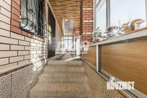 Коттедж 502м², 3-этажный, участок 20 сот.