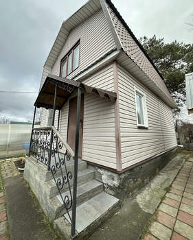 Дом 64м², 2-этажный, участок 6 сот.