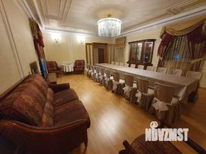 Дом 357м&sup2;, 3-этажный, посуточно, 