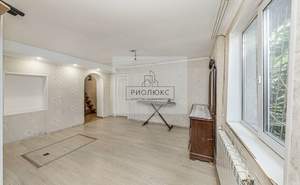 Дом 160м², 2-этажный, на длительный срок, 