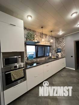 Дом 125м&sup2;, 2-этажный, посуточно, 