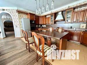 Дом 450м², 3-этажный, на длительный срок, 