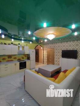 Дом 200м&sup2;, 2-этажный, посуточно, 