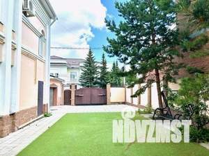 Дом 450м&sup2;, 3-этажный, на длительный срок, 