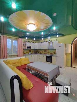 Дом 200м&sup2;, 2-этажный, посуточно, 