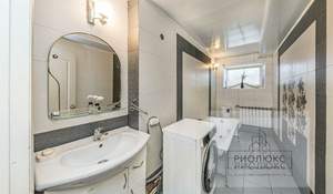 Дом 160м&sup2;, 2-этажный, на длительный срок, 