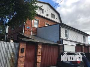 Дом 350м&sup2;, 3-этажный, посуточно, 