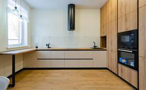 Дом 193м&sup2;, 3-этажный, на длительный срок, 