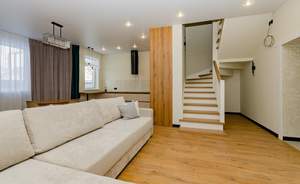 Дом 193м&sup2;, 3-этажный, на длительный срок, 