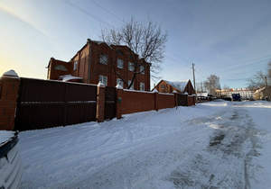 Дом 463м&sup2;, 3-этажный, на длительный срок, 