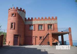 Дом 350м&sup2;, 3-этажный, посуточно, 