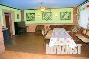 Дом 350м&sup2;, 3-этажный, посуточно, 