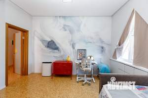 Коттедж 460м², 3-этажный, участок 9 сот.  
