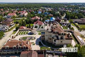 Дом 1736м&sup2;, 4-этажный, участок 42 сот.  