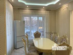 Дом 250м&sup2;, 2-этажный, участок 3 сот.  