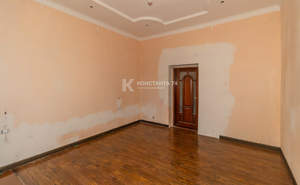 Дом 450м&sup2;, 3-этажный, участок 570 сот.  