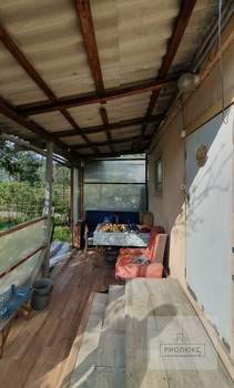 Дом 42м&sup2;, 2-этажный, участок 6 сот.  