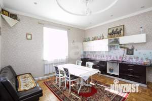 Дом 360м², 2-этажный, участок 8 сот.  