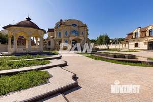 Дом 1736м&sup2;, 4-этажный, участок 42 сот.  