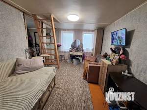 Дом 42м&sup2;, 2-этажный, участок 6 сот.  