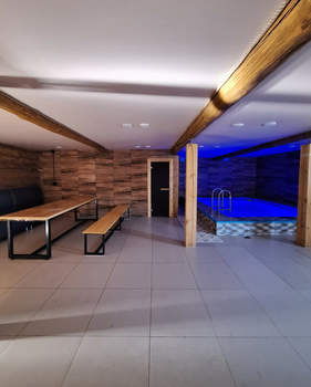 Дом 236м&sup2;, 2-этажный, участок 5 сот.  