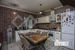 Дом 98м&sup2;, 2-этажный, участок 5 сот.  