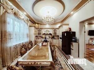 Коттедж 300м&sup2;, 1-этажный, участок 6 сот.  