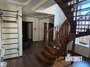 Таунхаус 200м&sup2;, 2-этажный, участок 4 сот.  