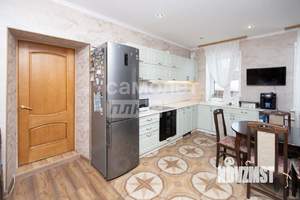 Дом 205м&sup2;, 2-этажный, участок 6 сот.  