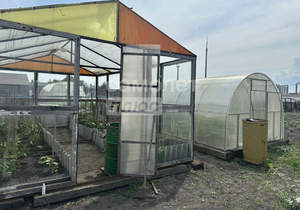 Дом 330м&sup2;, 2-этажный, участок 33 сот.  