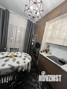 Коттедж 320м&sup2;, 2-этажный, участок 11 сот.  