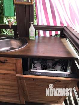 Дом 60м&sup2;, 2-этажный, участок 4 сот.  