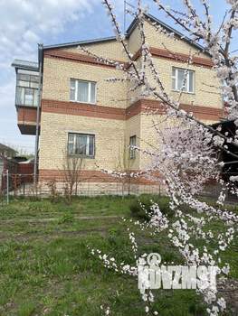 Дом 240м&sup2;, 2-этажный, участок 8 сот.  