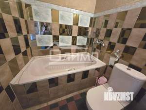 Коттедж 145м&sup2;, 2-этажный, участок 6 сот.  